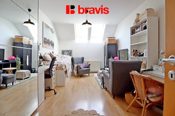 Pronájem bytu 1+1 37 m², ul. Jana Uhra, Brno - Veveří, balkon, výborná dostupnost