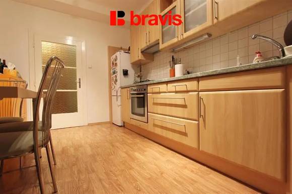 Pronájem bytu 1+1, Brno - střed, ul. Kounicova, balkon, částečně zařízený