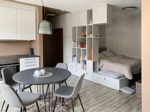 Pronájem bytu 2+kk, Brno - Husovice, Cacovická ulice, zařízený, balkon, sklep, parkování, klimatizace