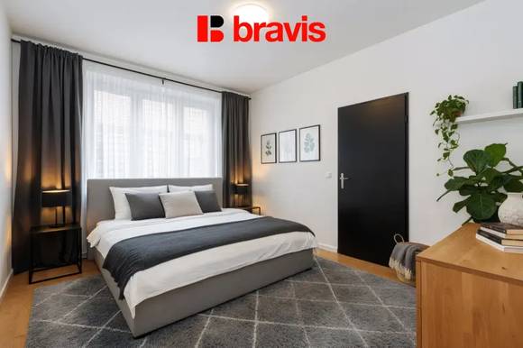 Prodej rodinného domu, Podolí u Brna, zahrada 906m2, parkování