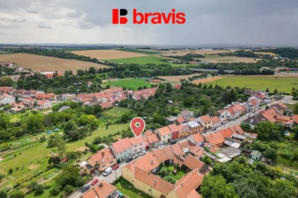 Prodej rodinného domu, Podolí u Brna, zahrada 906m2, parkování