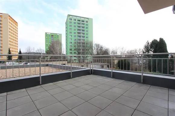 Pronájem bytu 2+kk, ul. Kuřimská, Brno - Řečkovice, terasa, vyhrazené parkování, v blízkosti Technologického parku