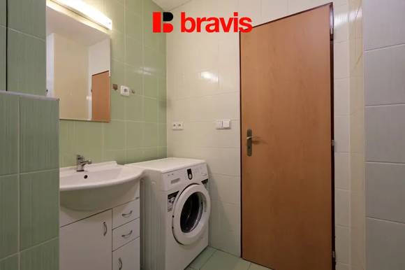Pronájem bytu 1+1,  Brno - Bystrc, ulice Lýskova, balkon