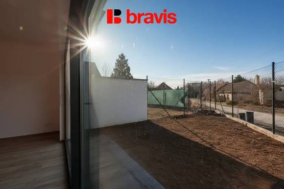 Prodej rodinného domu 4+kk (Dům A), obec Vlasatice, Brno-venkov, novostavba, solární panely