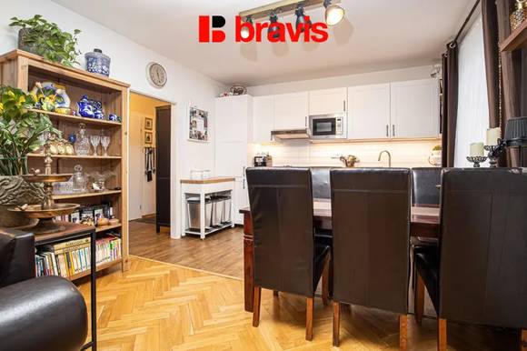 Prodej bytové jednotky 2+kk, ul. Jircháře, Brno- Staré Brno, po celkové rekonstrukci, sklep, šatna