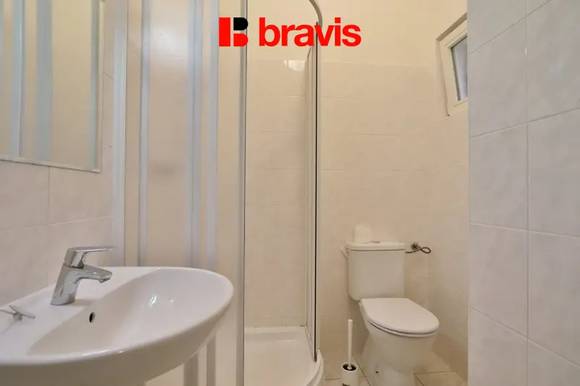 Pronájem bytu 1+kk, Brno - střed, ul. Kounicova, částečně zařízený, balkon, komora, výhled na hrad Špilberk