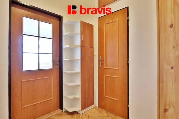 Pronájem bytu 1+kk, Brno - střed, ul. Kounicova, částečně zařízený, balkon, komora, výhled na hrad Špilberk