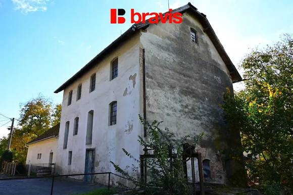 Prodej historického mlýna a obytného domu s pozemkem, obec Želešice, okres Brno-venkov