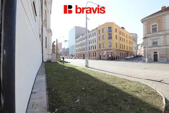 Pronájem kancelářských prostor, Brno - Štýřice, Vídeňská ulice, parkování