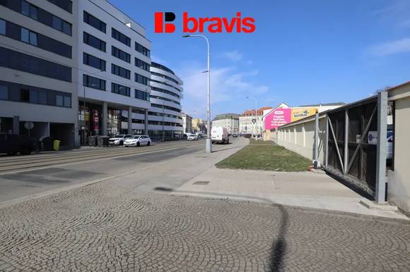 Pronájem kancelářských prostor, Brno - Štýřice, Vídeňská ulice, parkování