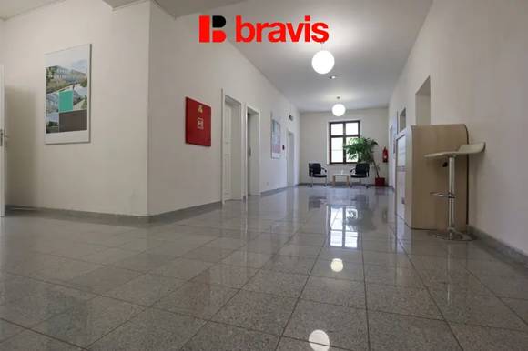 Pronájem kancelářských prostor, Brno - Štýřice, Vídeňská ulice, parkování