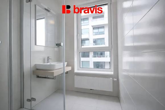 Pronájem bytu 2+kk, Brno - střed, Rezidence Lužánky, možnost garážového stání