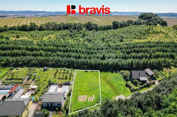 Prodej stavebního pozemku 697 m², obec Chvalkovice