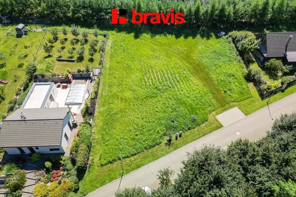 Prodej stavebního pozemku 697 m², obec Chvalkovice