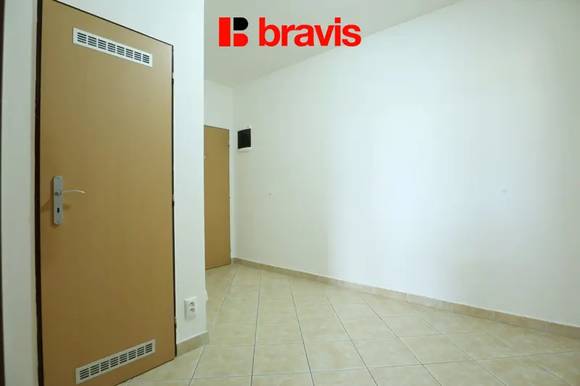 Pronájem bytu 2+kk, Brno - Medlánky, ulice Hrázka, balkon, garážové stání, sklep, klidná lokalita