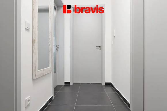 Pronájem nadstandardního bytu 2+kk, ulice Menšíkova, Brno - Sadová, novostavba, terasa, sklep, šatna, parkovací stání