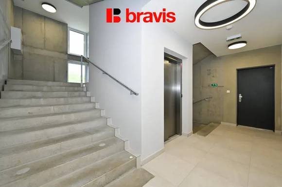 Podnájem bytu 2+kk, Brno - Zábrdovice, ul. Auerswaldova, novostavba, terasa, garážové stání, první nájemník