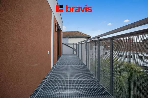 Podnájem bytu 2+kk, Brno - Zábrdovice, ul. Auerswaldova, novostavba, terasa, garážové stání, první nájemník