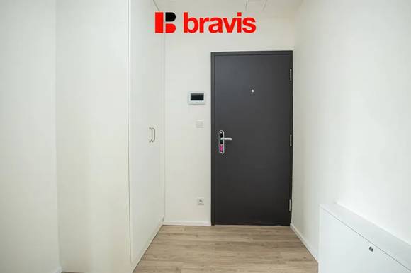 Podnájem bytu 2+kk, Brno - Zábrdovice, ul. Auerswaldova, novostavba, terasa, garážové stání, první nájemník