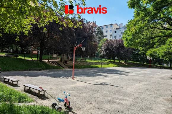 Sale of spacious 3+kk apartment, Kotlářská Street, Brno - Veveří, basement