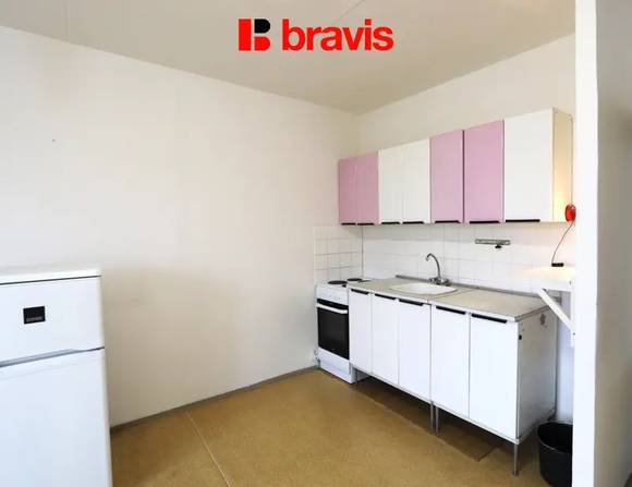 Pronájem bytu 1+kk, Brno - Líšeň, klidné bydlení kousek do přírody, ul. Horníkova