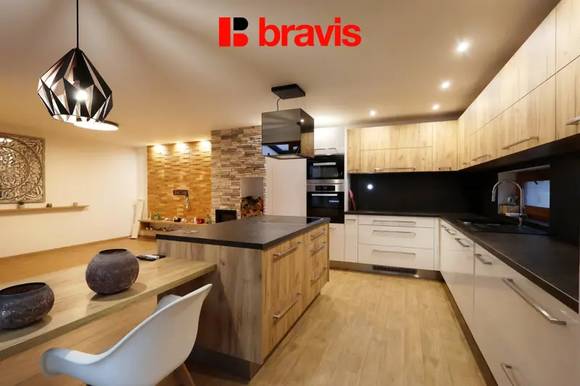 Pronájem moderního bytu 4+kk, obec Jinačovice, Brno- venkov, 3x parkování, zimní terasa