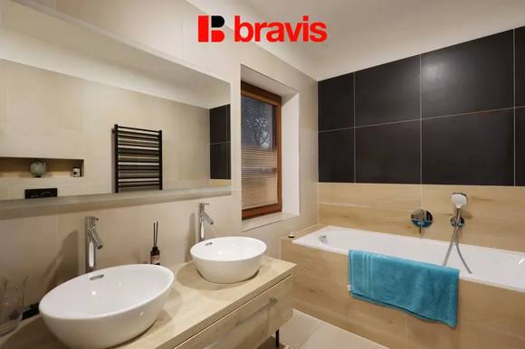 Pronájem moderního bytu 4+kk, obec Jinačovice, Brno- venkov, 3x parkování, zimní terasa