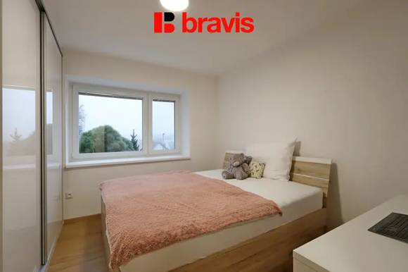 Pronájem moderního bytu 4+kk, obec Jinačovice, Brno- venkov, 3x parkování, zimní terasa
