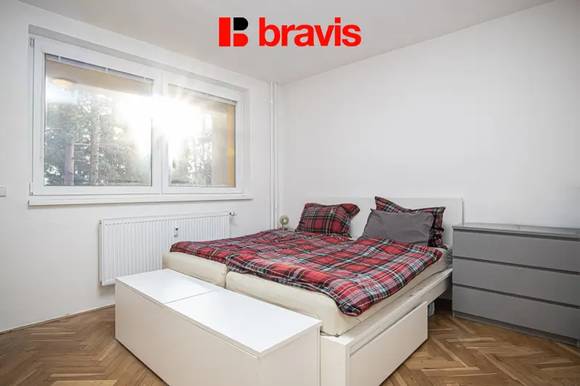 Pronájem bytu 2+1, Brno - Medlánky ul. Višňová, terasa, výborná lokalita, částečně zařízený