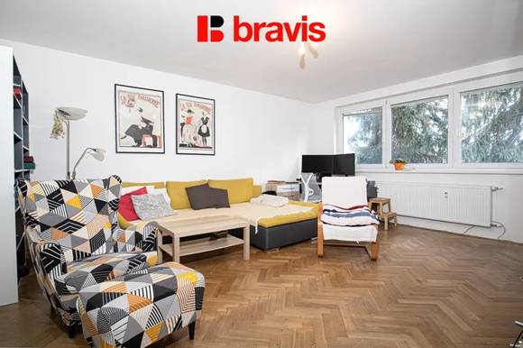 Pronájem bytu 2+1, Brno - Medlánky ul. Višňová, terasa, výborná lokalita, částečně zařízený