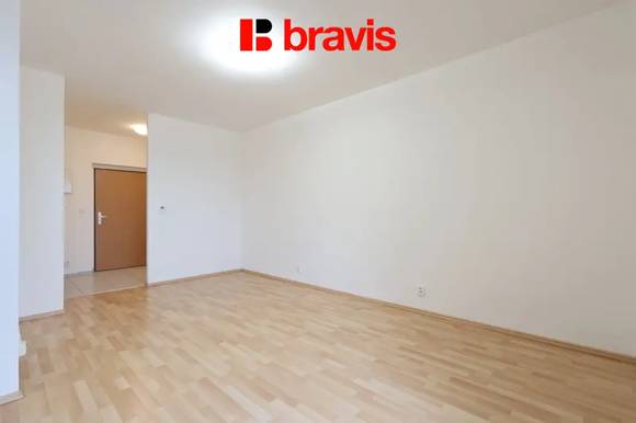 Pronájem bytu 1+kk, ulice U Leskavy, Brno - Starý Lískovec, balkon, sklep