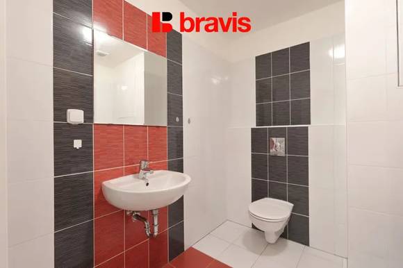 Pronájem bytu 1+kk, ulice U Leskavy, Brno - Starý Lískovec, balkon, sklep