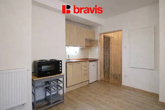 Pronájem pěkného zařízeného bytu 1+kk, 25 m2, Brno - Židenice, ul. Podpísečná