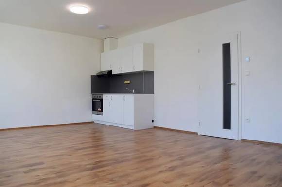 Pronájem prostorného bytu 1+kk, ul. Otakara Kubína - Boskovice, 41,5 m2