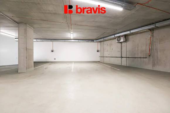 Pronájem garážového stání, Brno - Staré Brno, rezidence Centropolis, ul. Nové sady