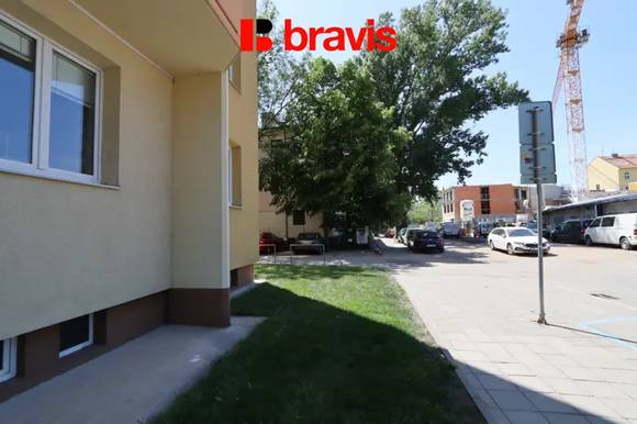 Pronájem útulného bytu 1+kk, Brno - střed, ul. Leitnerova, zařízený, sklep.