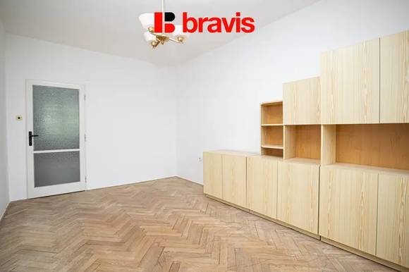 Prodej bytu 2+1, 52 m2, lodžie, 2x sklep, ul.Neumannova, Brno - Pisárky.