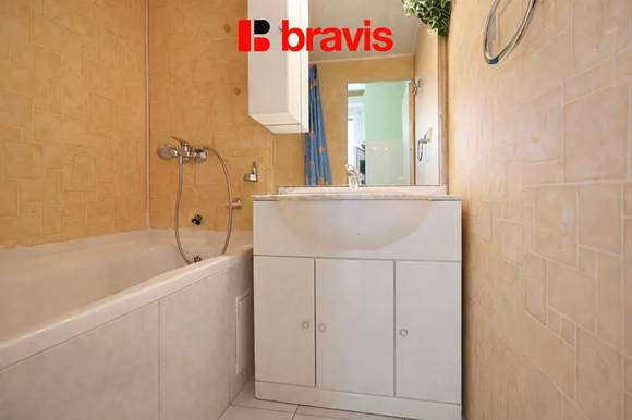 Pronájem bytu 2+kk, ulice Laštůvkova, Brno - Bystrc, klidná lokalita, balkon