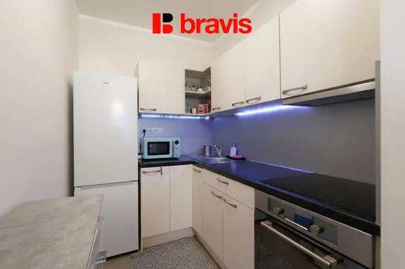 Pronájem bytu 1+kk, ul. Dusíkova, Brno - Lesná, balkon