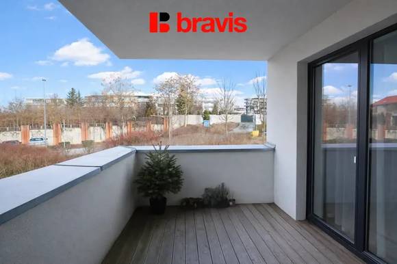 Pronájem bytu 3+kk, ul. Zaječí hora, Brno - Sadová, zařízený, s terasou, kójí a garážovým stáním