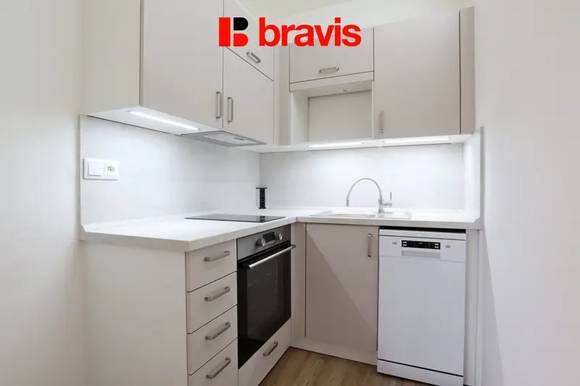 Pronájem bytu 2+kk 40 m², Brno - Židenice