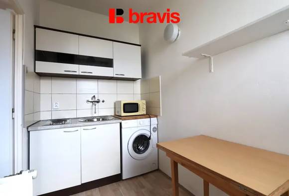 Rent flats 1+1 29 m², Brno - Lesná