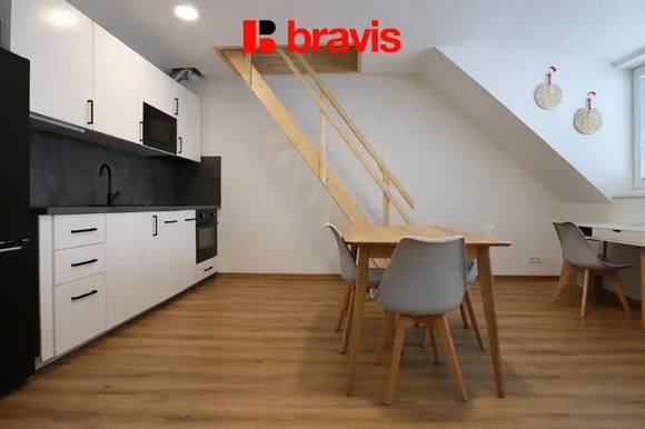 Pronájem mezonetového bytu 3+kk, ulice Brněnská, Rosice u Brna, novostavba