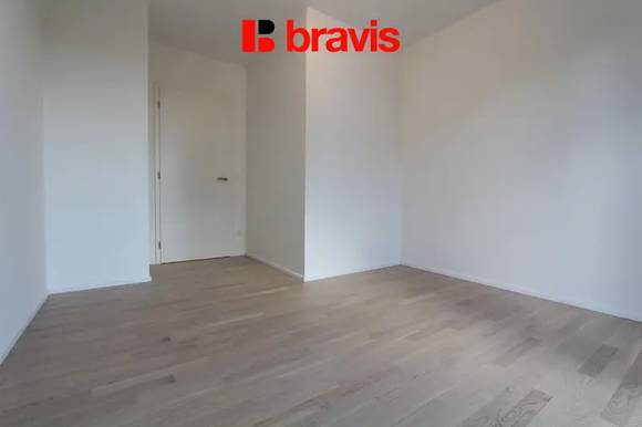 Pronájem luxusní novostavby bytu 3+kk, ul. Neumannova, Brno-Masarykova čtvrť, balkon, garážové stání