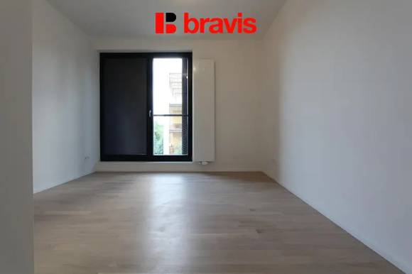 Pronájem luxusní novostavby bytu 3+kk, ul. Neumannova, Brno-Masarykova čtvrť, balkon, garážové stání