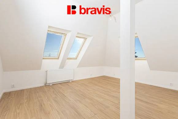 Pronájem bytu 3+kk, Brno - Kohoutovice, ul. Chopinova, po kompletní rekonstrukci, balkon, první nájemník