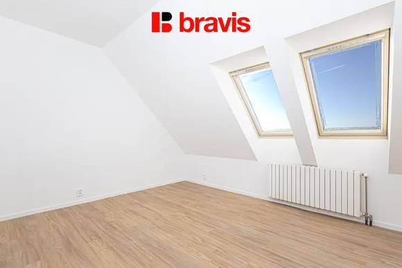 Pronájem bytu 3+kk, Brno - Kohoutovice, ul. Chopinova, po kompletní rekonstrukci, balkon, první nájemník