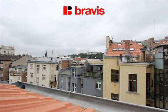 Pronájem bytu 2+kk, ul. Veveří, Brno - Veveří, klimatizace, střed města, klidný vnitroblok