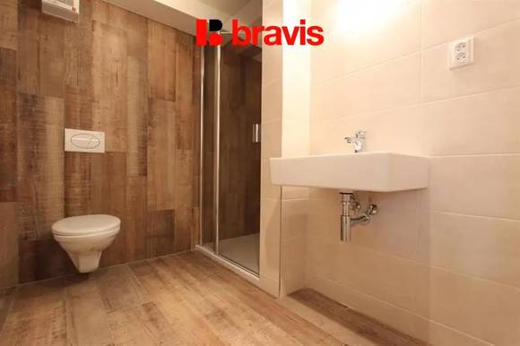 Pronájem bytu 2+kk, ul. Veveří, Brno - Veveří, klimatizace, střed města, klidný vnitroblok