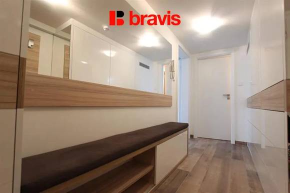 Pronájem bytu 2+kk, ul. Veveří, Brno - Veveří, klimatizace, střed města, klidný vnitroblok